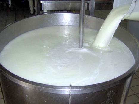 شورای قیمت گذاری محصولات استراتژیك نرخ شیرخام را تعیین كرد