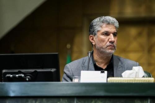 سنگدوینی: سرمایه گذاری در تولید مهم ترین راهکار برای عبور از چالش های اقتصادی می باشد