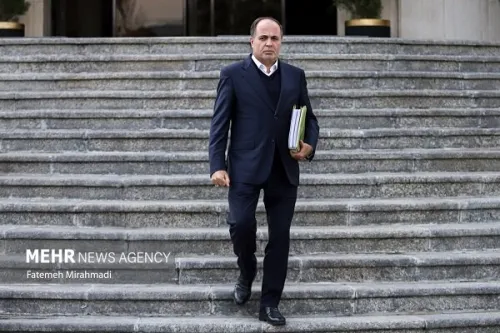 اجرای برنامه الگوی کشت ابلاغ و درحال رصد سراسری است